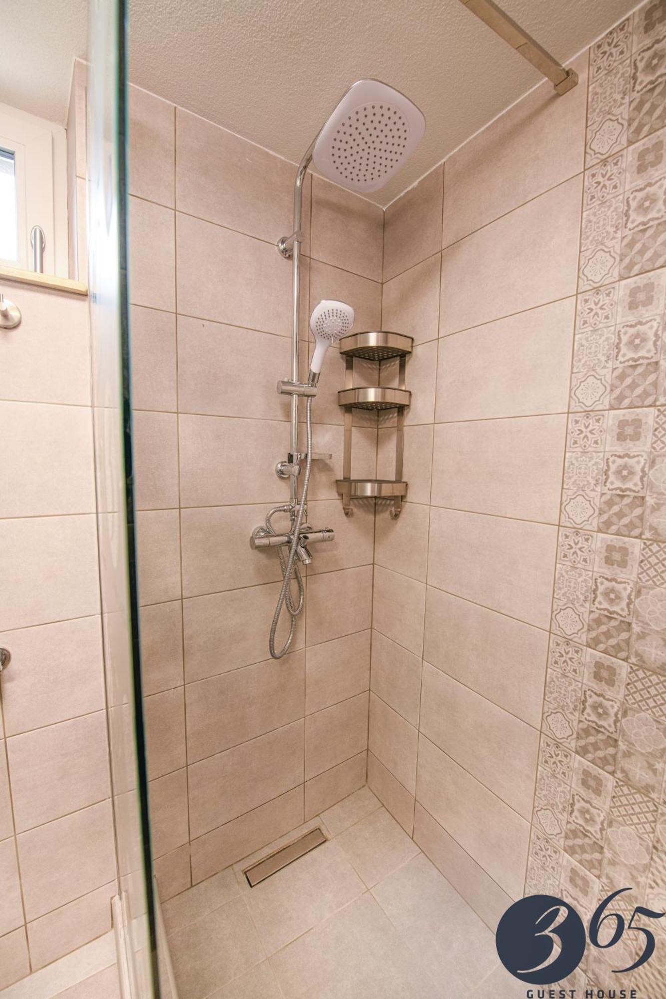 365 Guest House Hunedoara Exterior foto